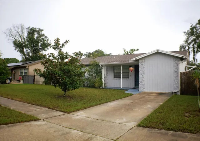 Photo 2 of Single family home for sale at 6324 Lorenzo Ave, Orlando, FL 32818 | MLS# O6439564 | Listing updated on 2026-09-07