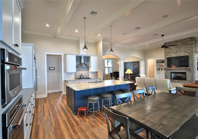 Photo 3 of Single family home for sale at 11811 Se Sunset Harbor Rd, Weirsdale, FL 32195 | MLS# OM731796 | Listing updated on 2026-09-12