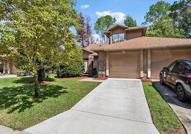 Photo 2 of Sale Pending at 391 Winchester Pl, Longwood, FL 32779 | MLS# O6439577 | Listing updated on 2026-09-29