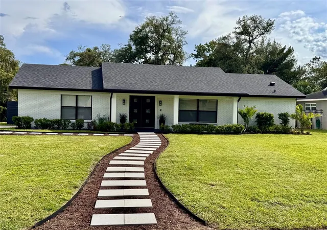 Photo 1 of Single family home for sale at 1321 Carlton St, Longwood, FL 32750 | MLS# O6439579 | Listing updated on 2026-09-06