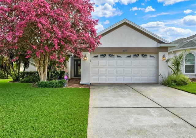Photo 2 of Single family home for sale at 3624 Cresthill Ln, Land O Lakes, FL 34639 | MLS# TB8546028 | Listing updated on 2026-09-12