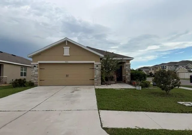 Photo 2 of Single family home for sale at 5831 Elegant Orchid Way, Sarasota, FL 34232 | MLS# TB8546034 | Listing updated on 2026-09-22