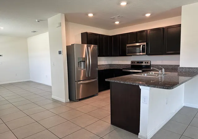 Photo 4 of Single family home for sale at 5831 Elegant Orchid Way, Sarasota, FL 34232 | MLS# TB8546034 | Listing updated on 2026-09-22