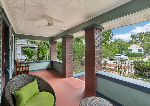 Photo 4 of Single family home for sale at 2145 4th Avenue N, Saint Petersburg, FL 33713 | MLS# TB8546036 | Listing updated on 2026-10-02