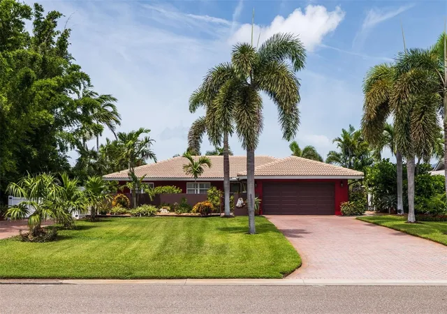 Photo 2 of Single family home for sale at 4501 37th Street S, Saint Petersburg, FL 33711 | MLS# TB8546041 | Listing updated on 2026-09-14