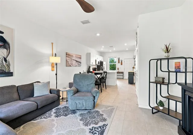 Photo 4 of Townhouse for sale at 16638 San Nicola Pl, Bradenton, FL 34211 | MLS# A4705247 | Listing updated on 2026-09-08