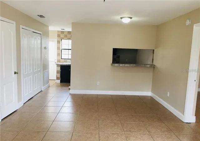 Photo 3 of Townhouse for sale at 442 Hemlock St, Altamonte Springs, FL 32714 | MLS# O6439600 | Listing updated on 2026-09-20