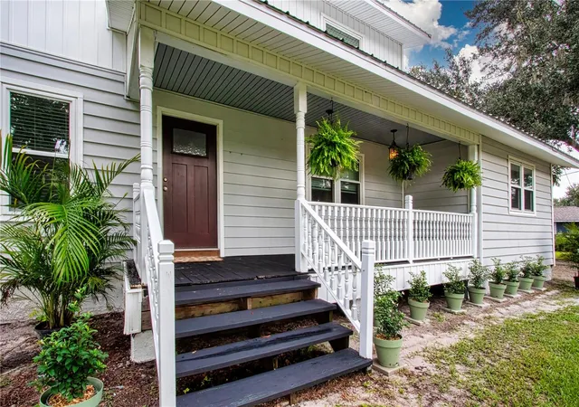 Photo 2 of House for sale at 2501 Lightfoot Rd, Wimauma, FL 33598 | MLS# TB8546057 | Listing updated on 2026-10-08