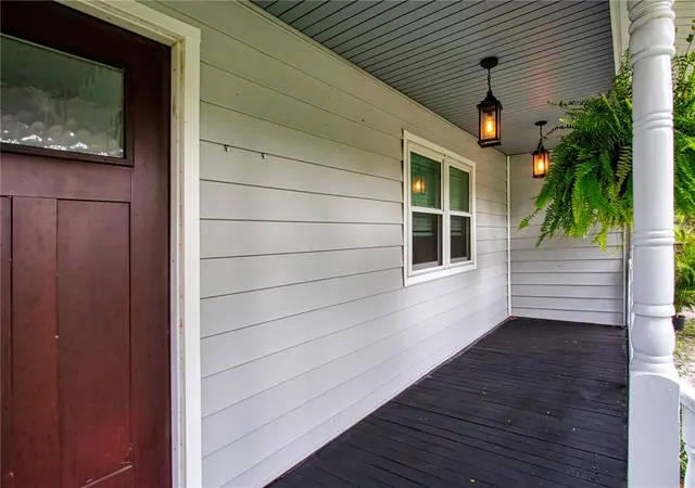 Photo 4 of House for sale at 2501 Lightfoot Rd, Wimauma, FL 33598 | MLS# TB8546057 | Listing updated on 2026-10-08