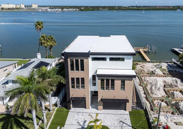 Photo 1 of Single family home for sale at 836 Bay Point Dr, Madeira Beach, FL 33708 | MLS# TB8546068 | Listing updated on 2026-10-07