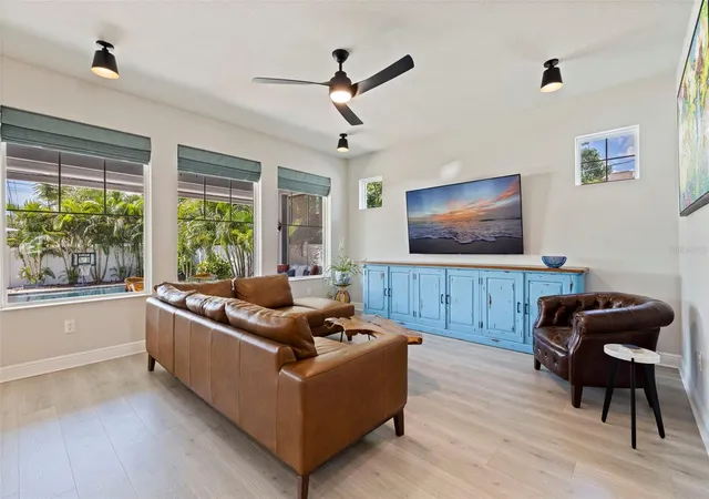 Photo 3 of Single family home for sale at 4626 10th Avenue N, St Petersburg, FL 33713 | MLS# TB8546070 | Listing updated on 2026-10-22
