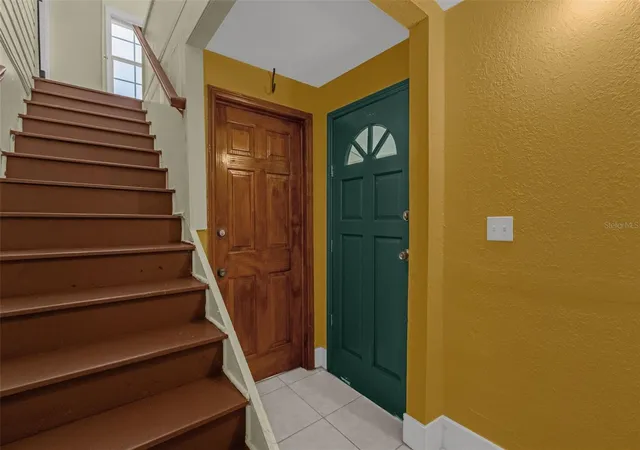 Photo 4 of Single family home for sale at 1232 E Livingston St, Orlando, FL 32803 | MLS# O6439620 | Listing updated on 2026-09-06