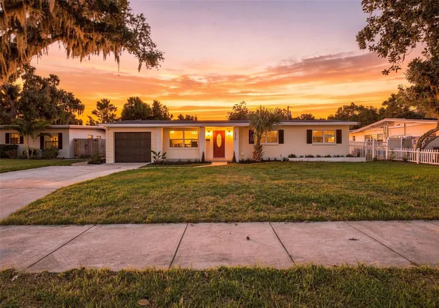 Photo 3 of Single family home for sale at 2519 Overlake Ave, Orlando, FL 32806 | MLS# O6439623 | Listing updated on 2026-10-12