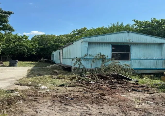 Photo 1 of Manufactured home for sale at 1116 40th Street Nw, Winter Haven, FL 33881 | MLS# R4911936 | Listing updated on 2026-09-06