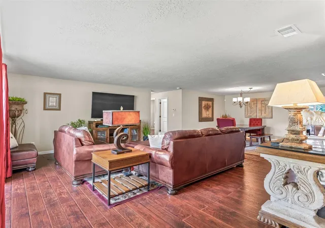 Photo 4 of Single family home for sale at 7604 Northwest 14th, Ocala, FL 34482 | MLS# OM731806 | Listing updated on 2026-09-09