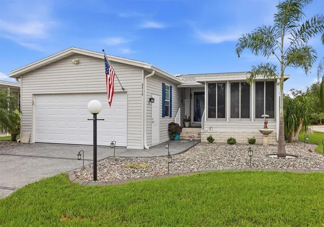 Photo 3 of Manufactured home for sale at 3515 71st Avenue E, Ellenton, FL 34222 | MLS# A4705254 | Listing updated on 2026-10-04