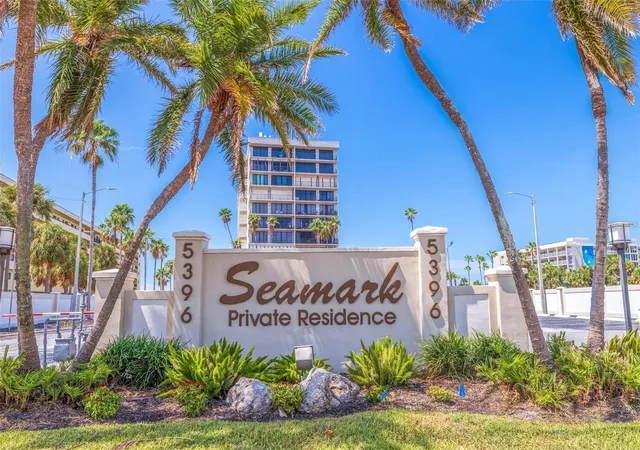 Listing Photo 2 - Condo for sale in building located at 5396 Gulf Blvd, St. Pete Beach, FL 33706 - Unit #909