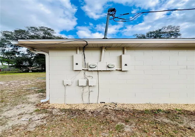Listing Photo 2 - Condo for sale in building located at 4565 SW 38th Pl, OCALA, FL 34474