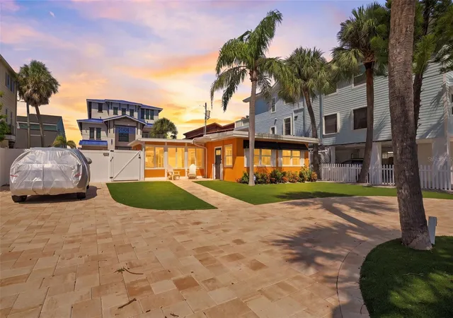 Photo 3 of Single family home for sale at 2706 Gulf Blvd, Indian Rocks Beach, FL 33785 | MLS# TB8546106 | Listing updated on 2026-10-08