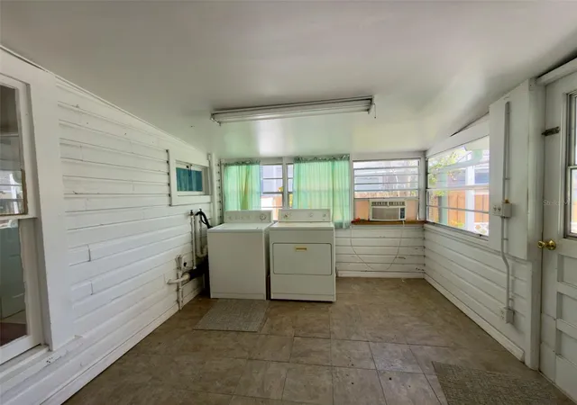 Photo 18 of Single family home for sale at 21 S Mary St, Eustis, FL 32726 | MLS# O6439644 | Listing updated on 2026-09-06