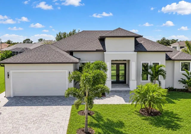 Single family home for sale at 1 White Marsh Rd, Rotonda West, FL 33947 | MLS# A4705264 | Listing updated on 2026-09-21