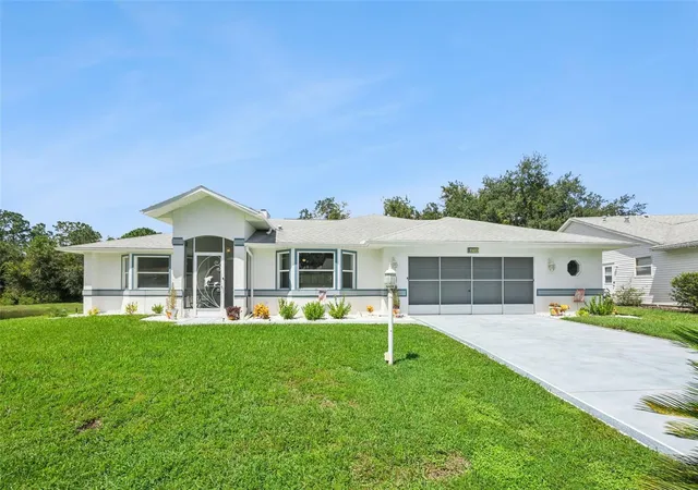 Photo 2 of Single family home for sale at 27138 Racquet Cir, Leesburg, FL 34748 | MLS# G5117456 | Listing updated on 2026-10-04