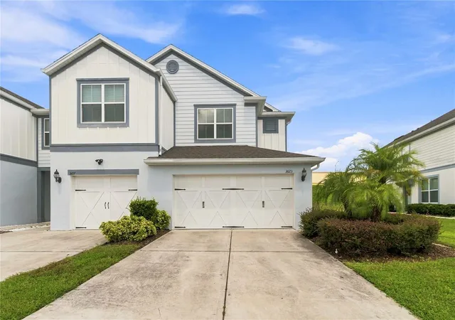 Photo 1 of Townhouse for sale at 3623 Plainview Dr, Orlando, FL 32824 | MLS# O6439665 | Listing updated on 2026-09-13