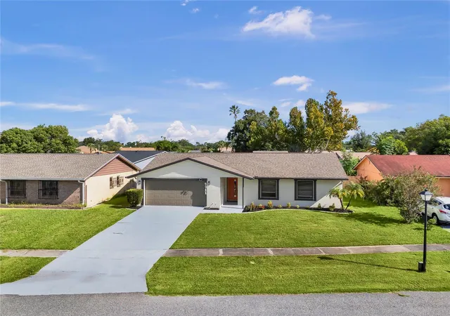 Photo 1 of Single family home for sale at 2311 Towerbridge St, Orlando, FL 32837 | MLS# O6439666 | Listing updated on 2026-10-28