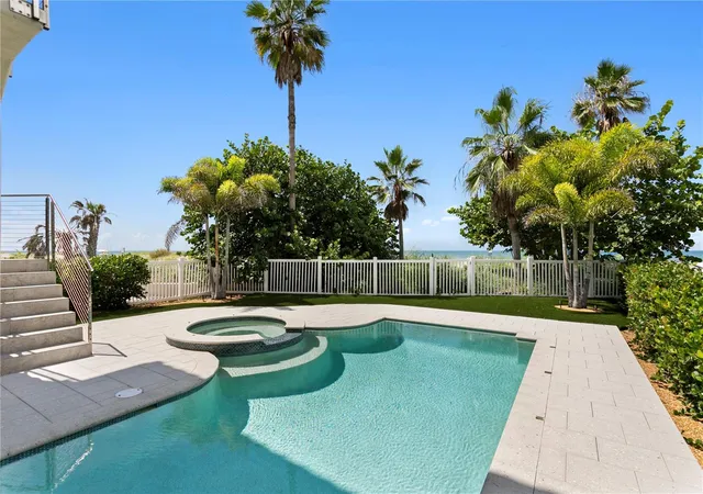 Photo 1 of Single family home for sale at 17814 Lee Ave, Redington Shores, FL 33708 | MLS# TB8546151 | Listing updated on 2026-09-21