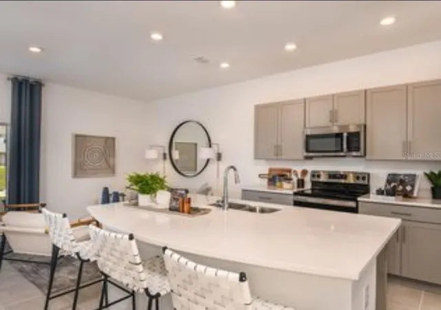 Photo 1 of Townhouse for sale at 5924 Whetstone Ct, Palmetto, FL 34221 | MLS# O6439672 | Listing updated on 2026-09-15