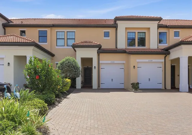 Photo 2 of Condo for sale at 23160 Banbury Way #102, Venice, FL 34293 | MLS# N6145651 | Listing updated on 2026-09-14