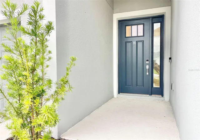 Photo 2 of Single family home for sale at 4698 Coral Harbour Rd, Kissimmee, FL 34758 | MLS# S5157049 | Listing updated on 2026-10-04