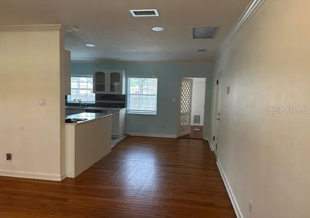 Photo 4 of Single family home for sale at 2819 Elizabeth Ave, Orlando, FL 32804 | MLS# O6439691 | Listing updated on 2026-09-07