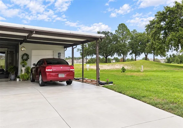 Photo 2 of Manufactured home for sale at 3511 Parway Rd #1160, Zellwood, FL 32798 | MLS# O6439692 | Listing updated on 2026-09-19