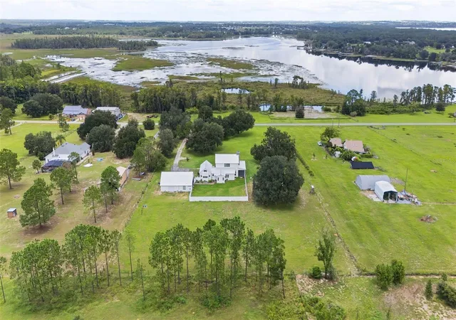 Photo 4 of Single family home for sale at 7956 Lake Nellie Rd, Clermont, FL 34714 | MLS# G5117462 | Listing updated on 2026-09-08