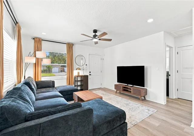 Photo 4 of Single family home for sale at 3230 Melton St N, Saint Petersburg, FL 33704 | MLS# TB8546167 | Listing updated on 2026-09-07