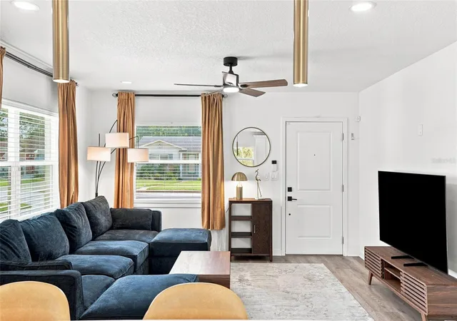 Photo 5 of Single family home for sale at 3230 Melton St N, Saint Petersburg, FL 33704 | MLS# TB8546167 | Listing updated on 2026-09-07