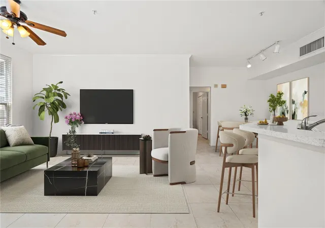 Listing Photo 4 - Condo for sale in building located at 5561 Rosehill Rd, Sarasota, FL 34233 - Unit #103