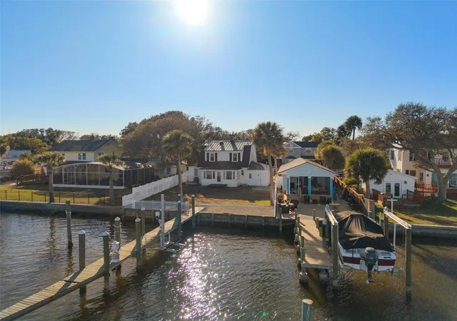 Photo 3 of Single family home for sale at 241 Lexington Dr, Daytona Beach, FL 32114 | MLS# O6439704 | Listing updated on 2026-09-07