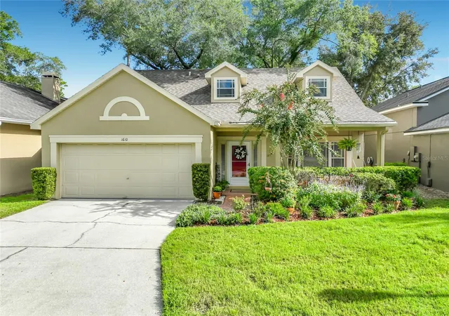 Photo 3 of Single family home for sale at 1610 Fox Glen Ct, Winter Springs, FL 32708 | MLS# O6439713 | Listing updated on 2026-09-29
