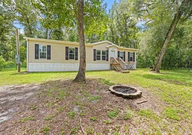 Photo 2 of Sale Pending at 24334 Audubon Dr, Brooksville, FL 34601 | MLS# TB8546182 | Listing updated on 2026-09-13