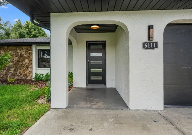 Photo 2 of Single family home for sale at 6111 18th Street, Zephyrhills, FL 33542 | MLS# TB8546187 | Listing updated on 2026-09-08