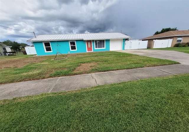 Single family home for sale at 1319 Manor Dr, KISSIMMEE, FL 34741 | MLS# O6439725
