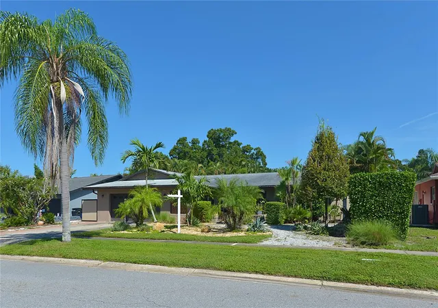 Photo 4 of Single family home for sale at 3308 San Gabriel St, Clearwater, FL 33759 | MLS# TB8546190 | Listing updated on 2026-09-20