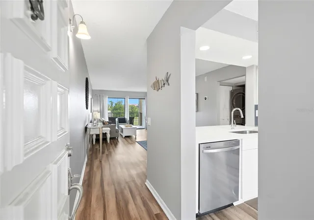 Photo 2 of Condo for sale at 6105 Palma Del Mar Blvd S #219, Saint Petersburg, FL 33715 | MLS# TB8546198 | Listing updated on 2026-09-12