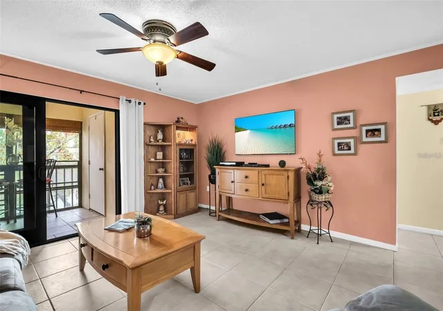 Listing Photo 4 - Condo for sale in building located at 2700 Nebraska Ave, PALM HARBOR, FL 34684 - Unit #5-205