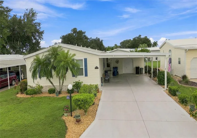 Photo 1 of Manufactured home for sale at 8429 Castle Garden Rd, Palmetto, FL 34221 | MLS# A4705294 | Listing updated on 2026-10-06