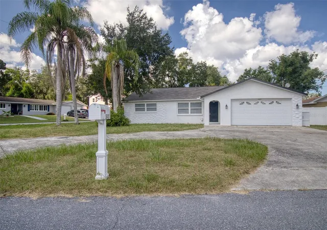 Photo 1 of Single family home for sale at 5425 Drinkard Dr, New Port Richey, FL 34653 | MLS# TB8546206 | Listing updated on 2026-10-20