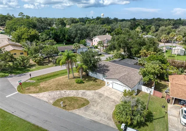 Photo 2 of Single family home for sale at 5425 Drinkard Dr, New Port Richey, FL 34653 | MLS# TB8546206 | Listing updated on 2026-10-20