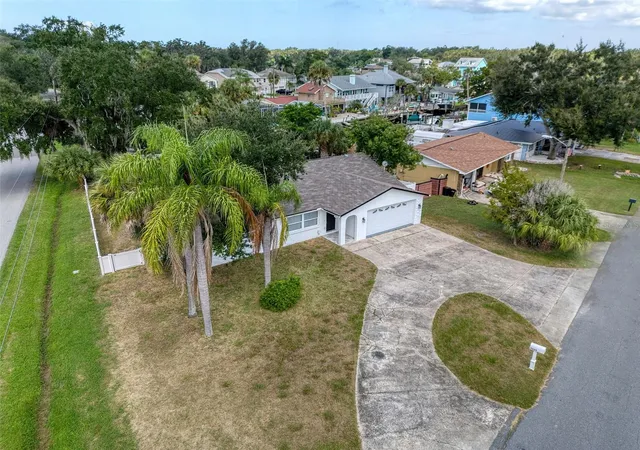 Photo 3 of Single family home for sale at 5425 Drinkard Dr, New Port Richey, FL 34653 | MLS# TB8546206 | Listing updated on 2026-10-20